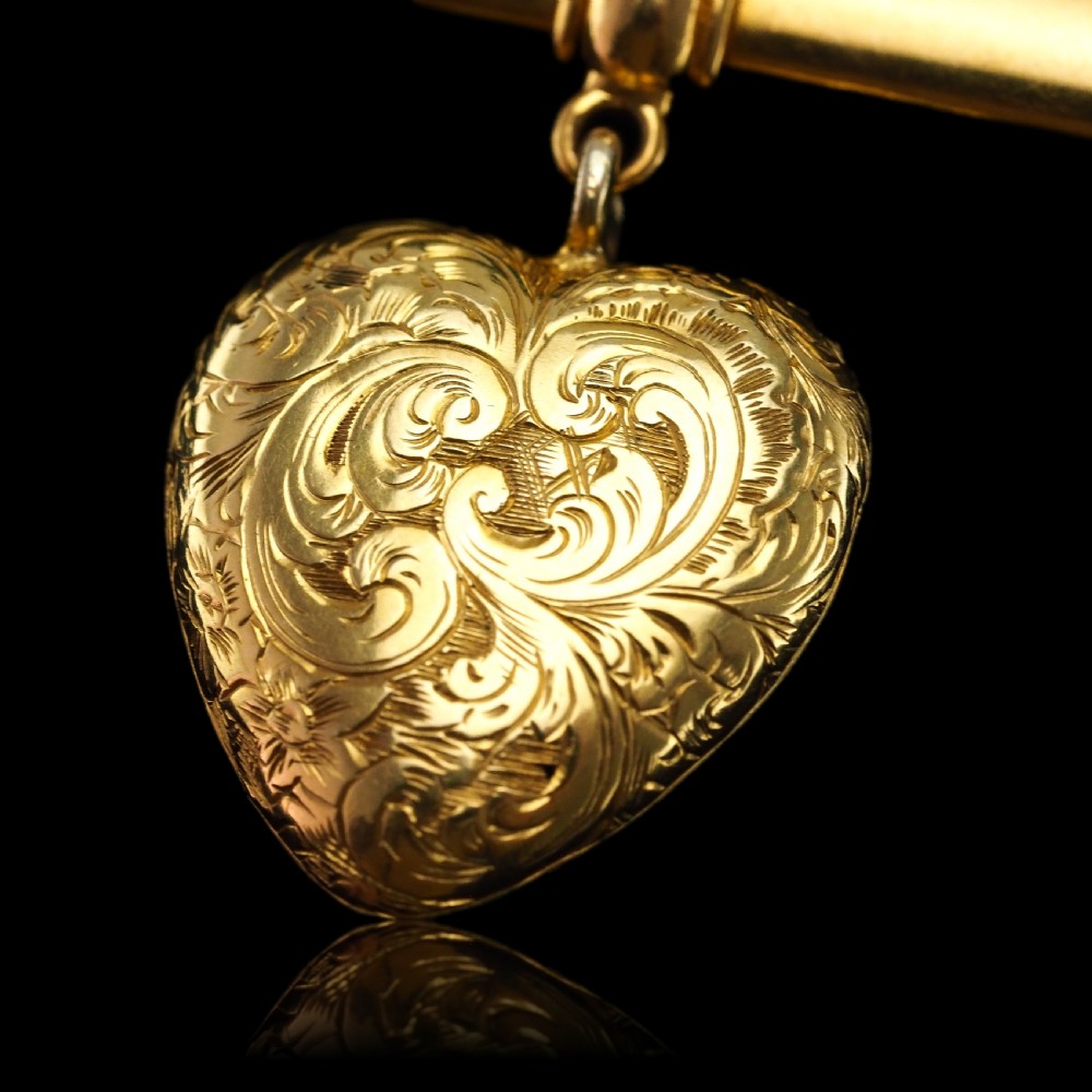 Antique Victorian 'Puffy' Heart Brooch 18K Gold with Wonderful Engravings c.1890 View IX