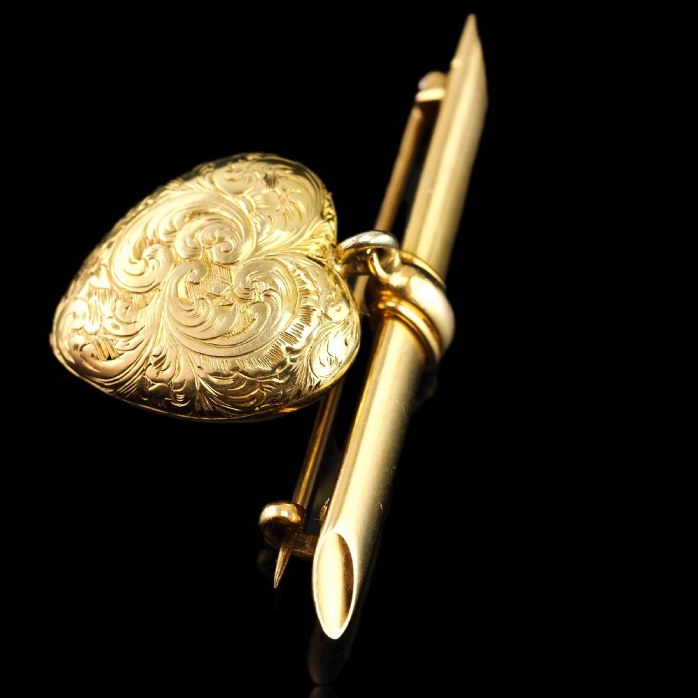 Antique Victorian 'Puffy' Heart Brooch 18K Gold with Wonderful Engravings c.1890 View XI