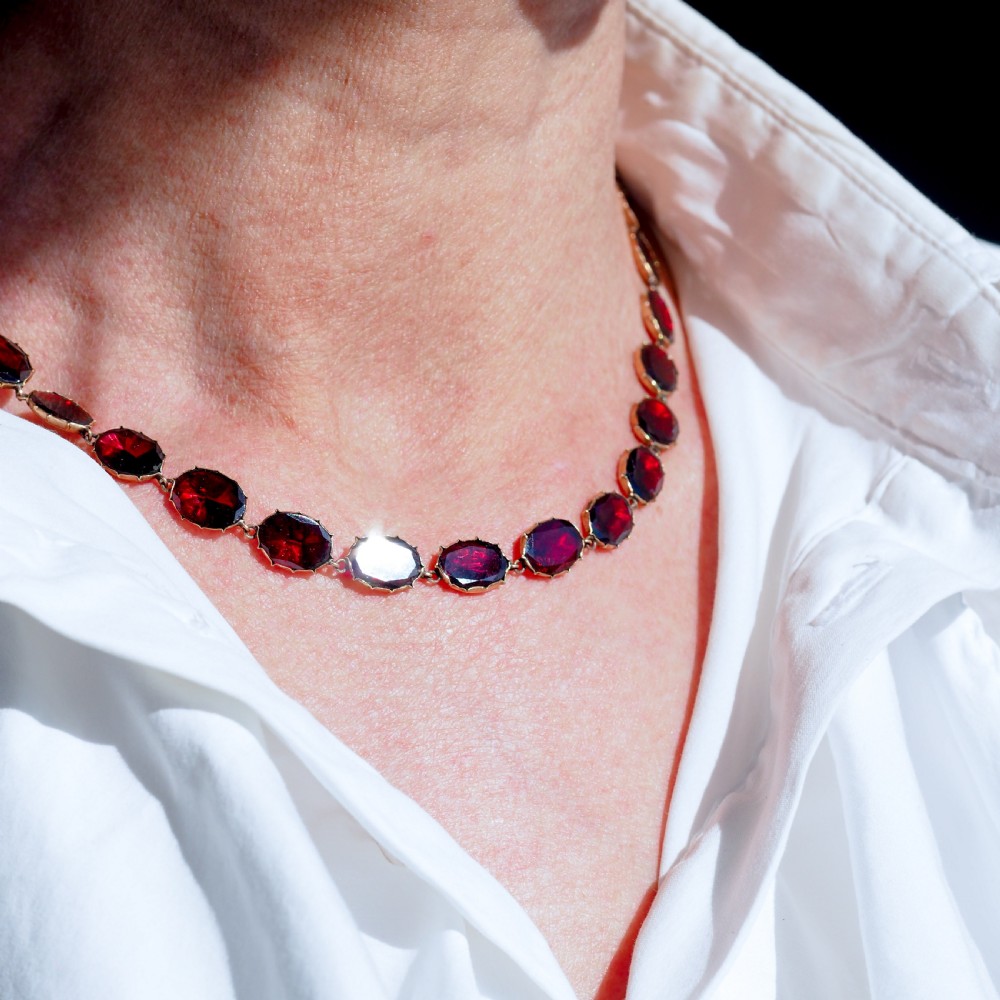 Antique Georgian/Victorian Garnet Riviere Necklace 9K Gold - Early 19th c. View IV