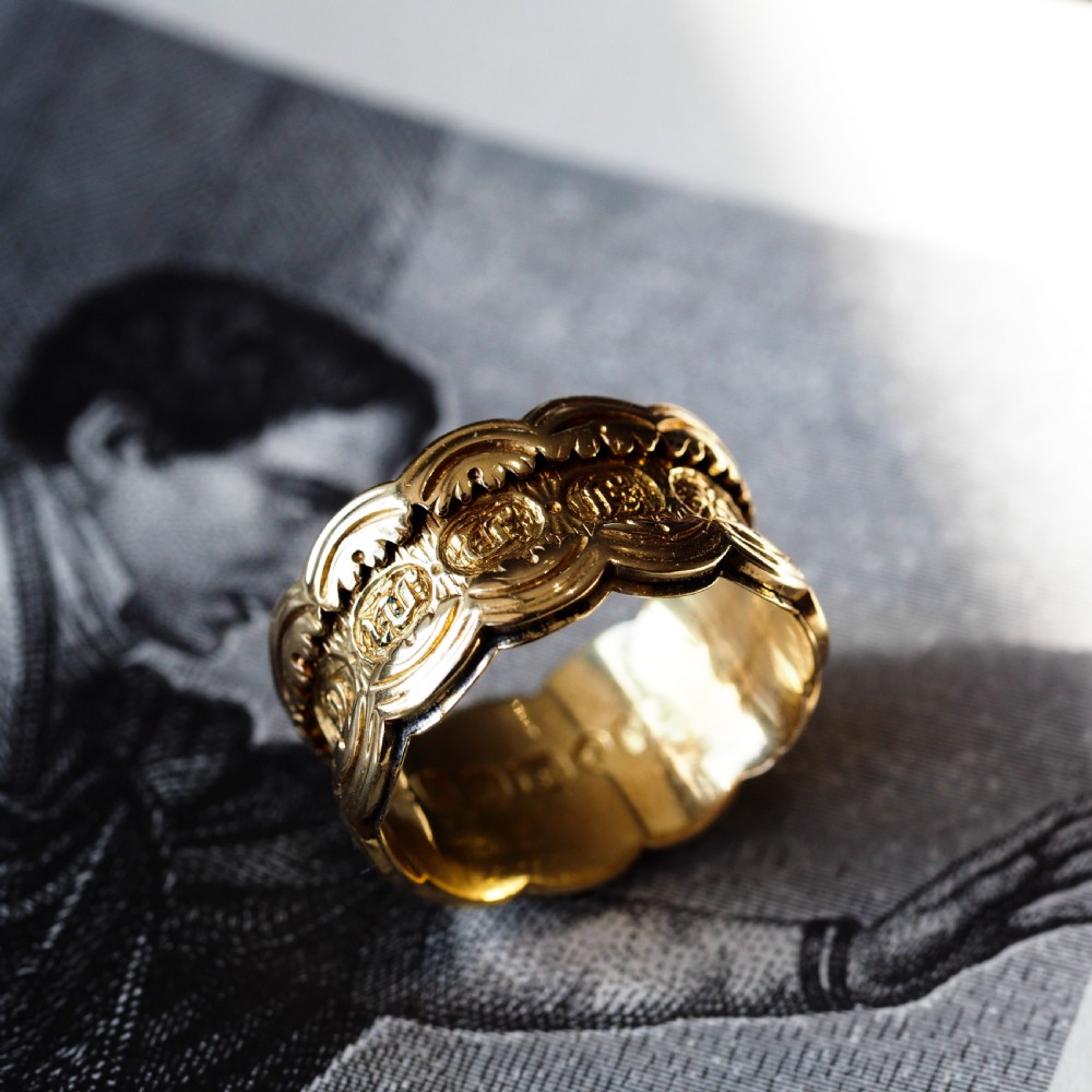 Antique Georgian 18K Gold Memory Ring - English, London 1831 View VIII