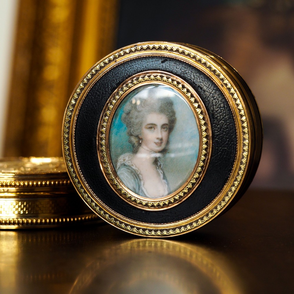 Antique French Gold Mounted Circular Snuff/Tobacco Box, Portrait of a Lady in the Manner of Cosway - 18th c. View III