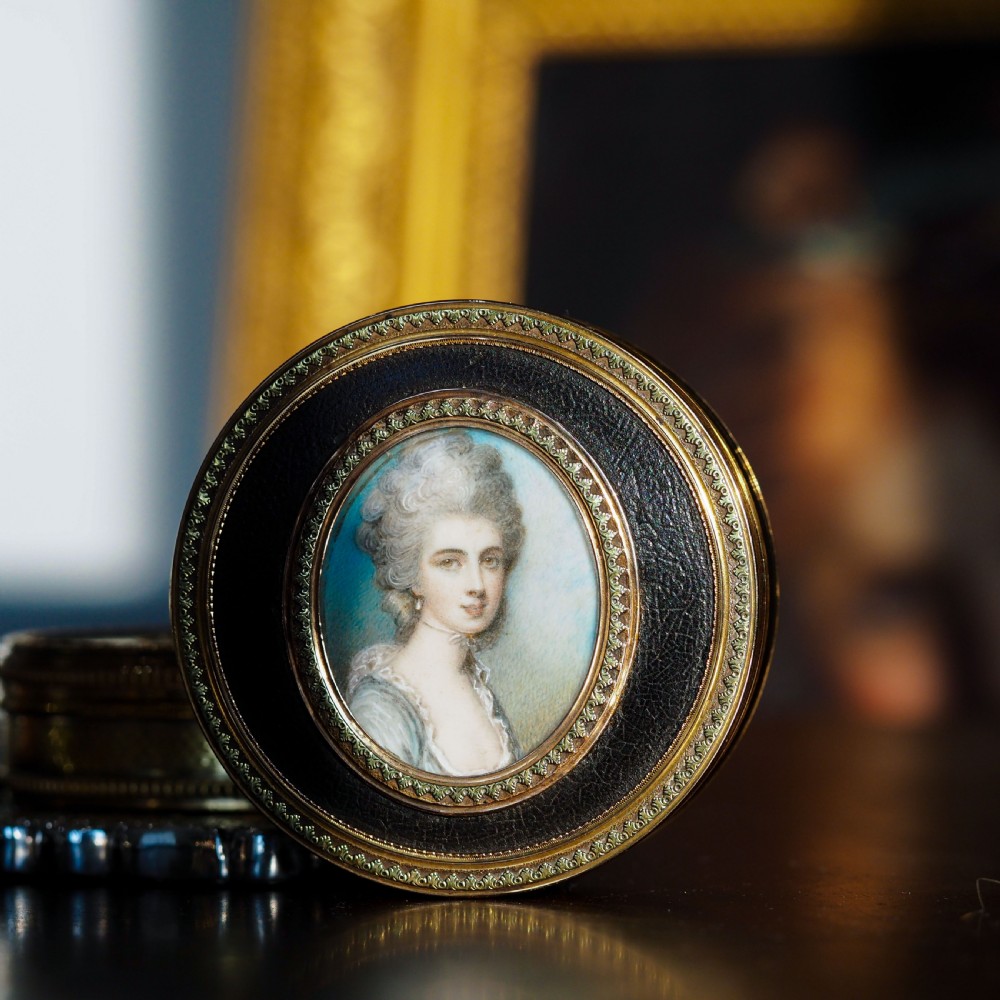 Antique French Gold Mounted Circular Snuff/Tobacco Box, Portrait of a Lady in the Manner of Cosway - 18th c. View V