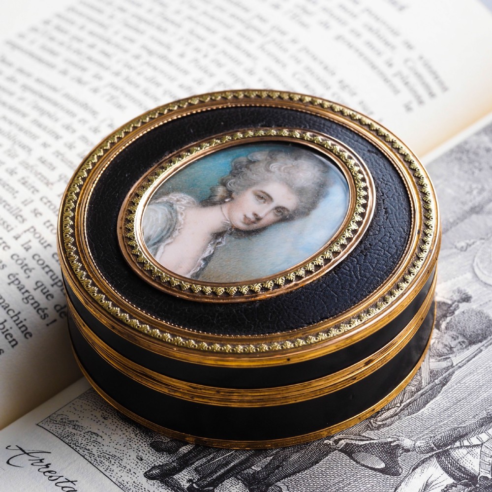 Antique French Gold Mounted Circular Snuff/Tobacco Box, Portrait of a Lady in the Manner of Cosway - 18th c. View IX
