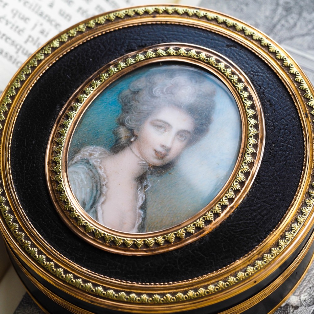 Antique French Gold Mounted Circular Snuff/Tobacco Box, Portrait of a Lady in the Manner of Cosway - 18th c. View X
