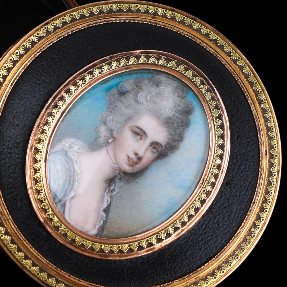 Antique French Gold Mounted Circular Snuff/Tobacco Box, Portrait of a Lady in the Manner of Cosway - 18th c. View XVI