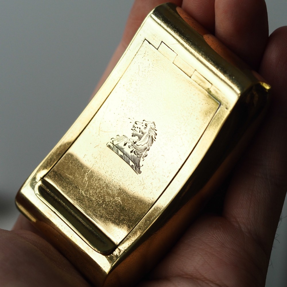 Antique Georgian Solid Silver Gilt Snuff Box Curved & Crested Design - William Simpson 1810 View XIII