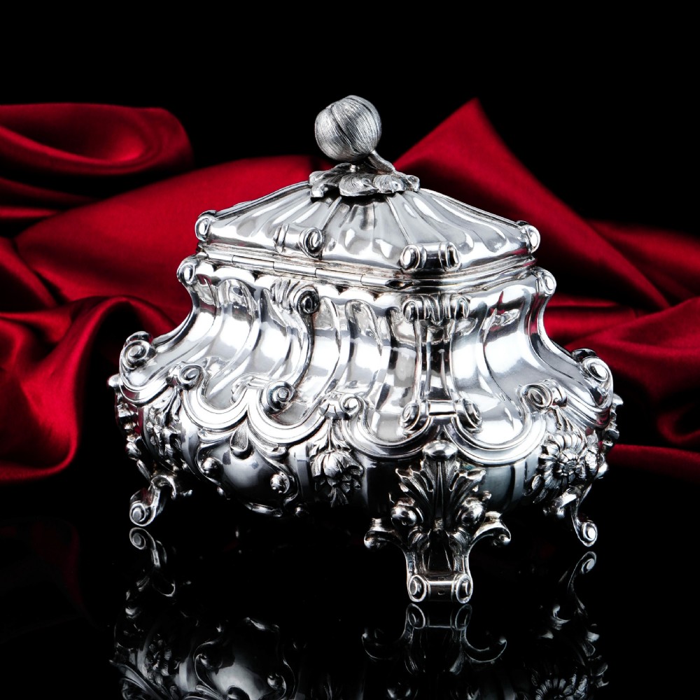 A Magnificent Antique Solid Silver Tea Caddy/Sugar Box Large & Heavy - 19th c. View VIII