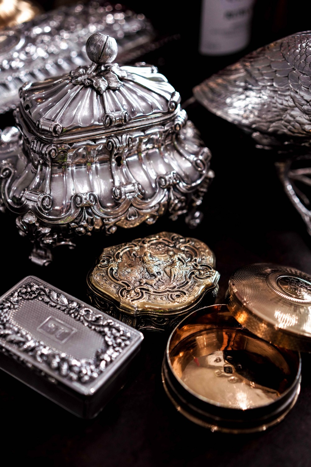 A Magnificent Antique Solid Silver Tea Caddy/Sugar Box Large & Heavy - 19th c. View XIV