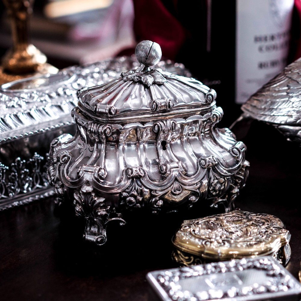 A Magnificent Antique Solid Silver Tea Caddy/Sugar Box Large & Heavy - 19th c. View XVI