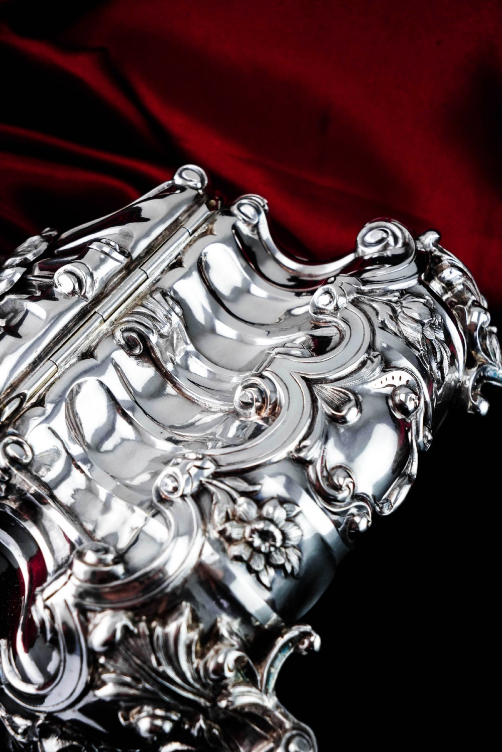 A Magnificent Antique Solid Silver Tea Caddy/Sugar Box Large & Heavy - 19th c. View XXIII
