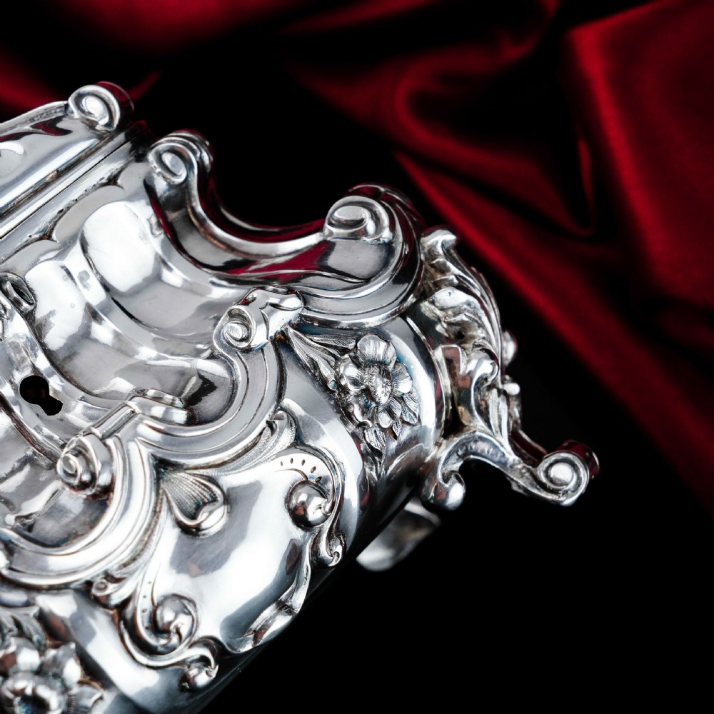 A Magnificent Antique Solid Silver Tea Caddy/Sugar Box Large & Heavy - 19th c. View XXV