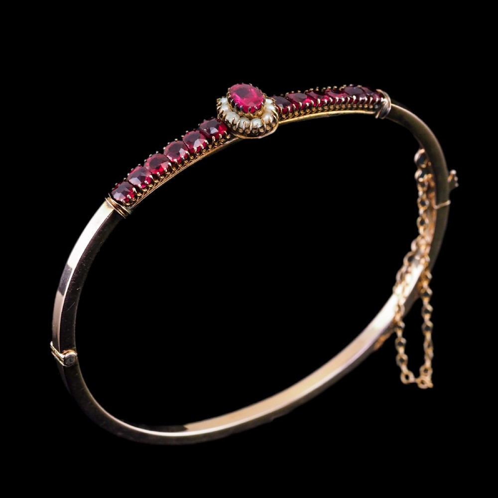 Antique Victorian/Edwardian Pink Garnet & Seed Pearl Bangle 9K Gold - c.1900 View X