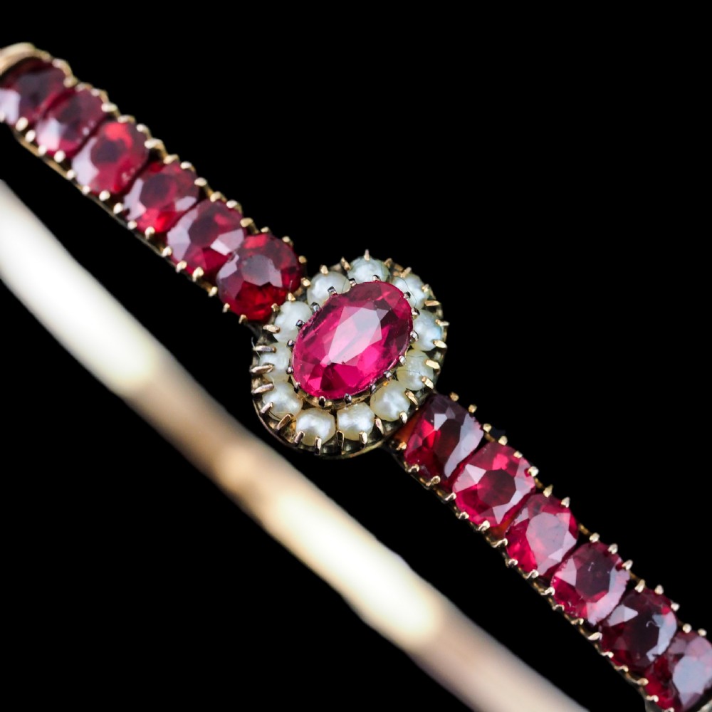 Antique Victorian/Edwardian Pink Garnet & Seed Pearl Bangle 9K Gold - c.1900 View XI