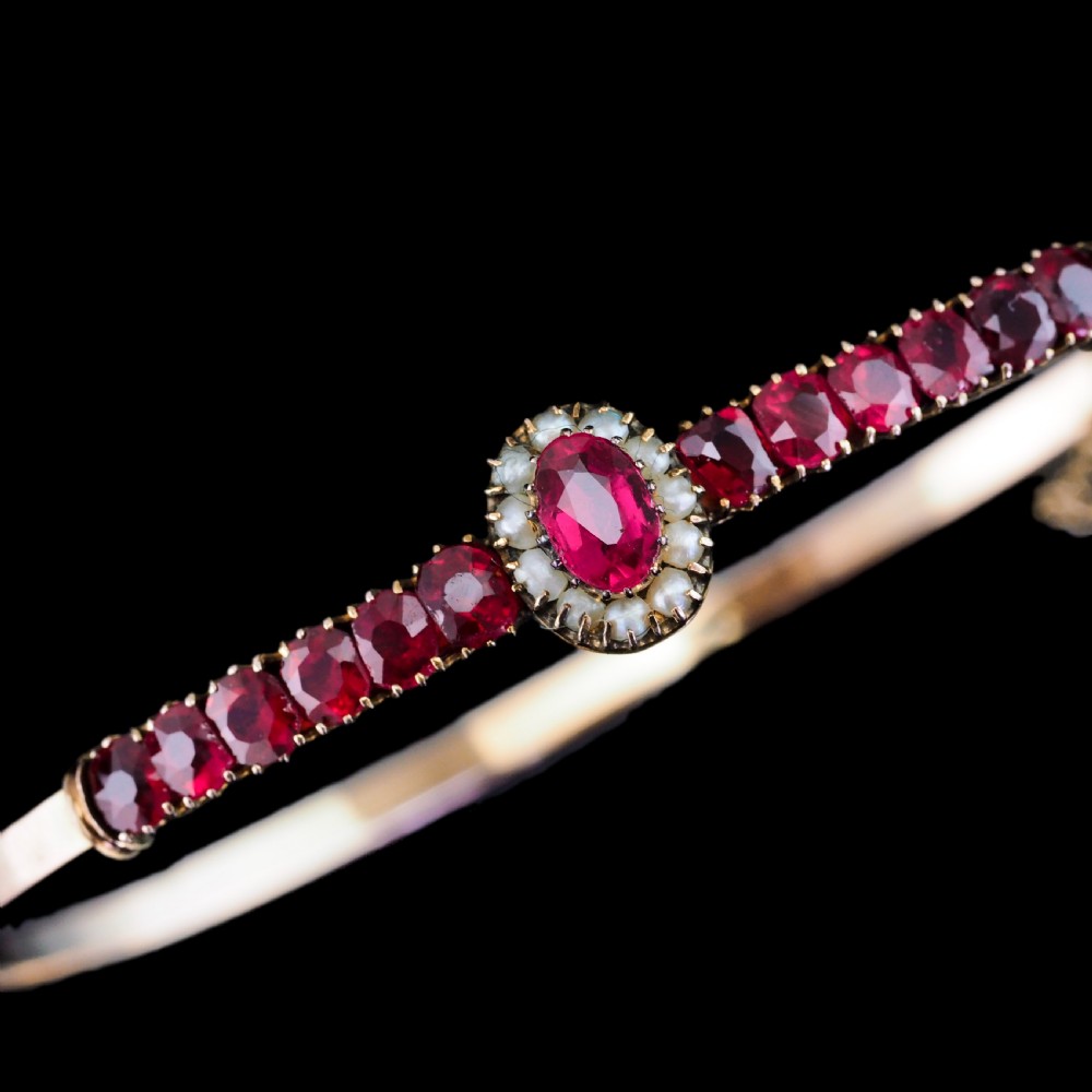 Antique Victorian/Edwardian Pink Garnet & Seed Pearl Bangle 9K Gold - c.1900 View XIII