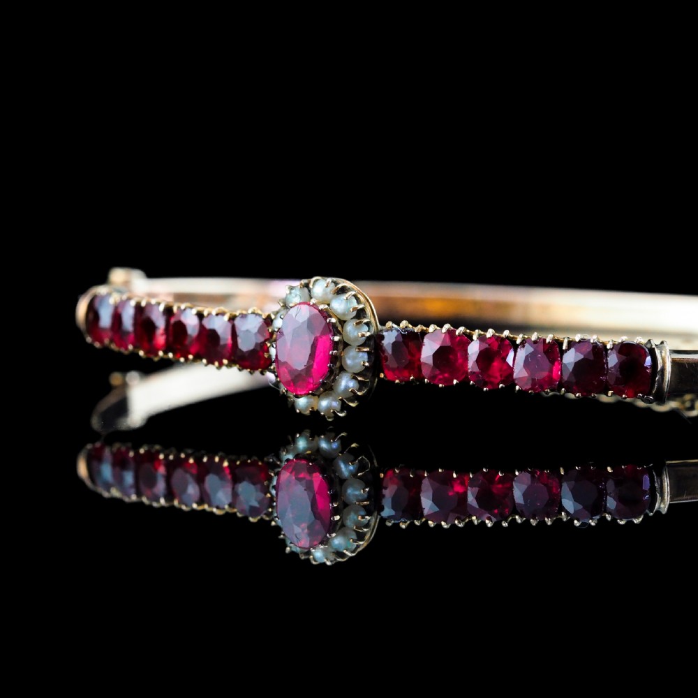 Antique Victorian/Edwardian Pink Garnet & Seed Pearl Bangle 9K Gold - c.1900 View XXIV