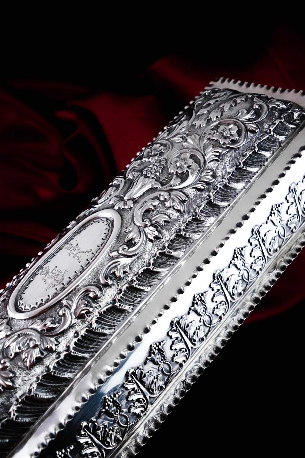 Giant Antique Edwardian Solid Silver Jewellery Box with Profuse Chased Decorations - Mappin & Webb Ltd 1901 View XVI