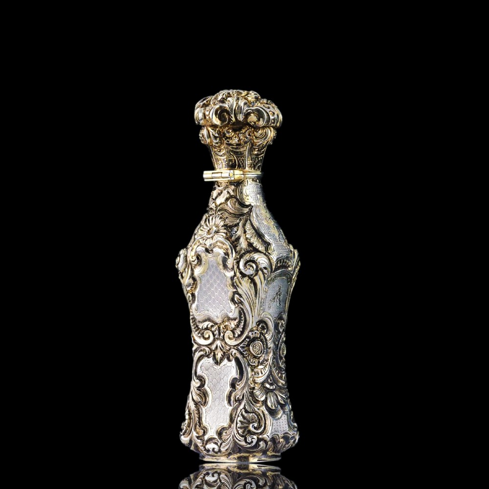 Antique French Parcel-Gilt Silver Scent Bottle/Flask with Ornate Decorations - 19th c. View VII