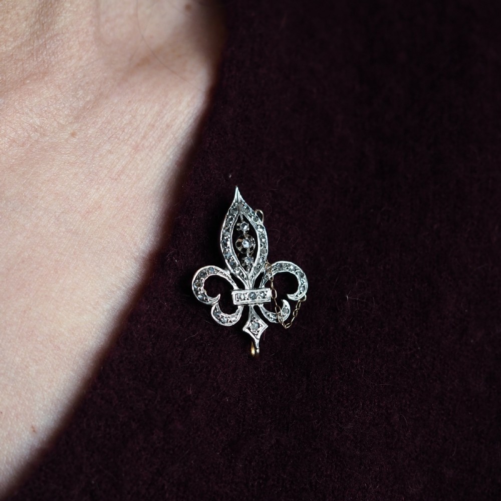 Antique French Fleur de Lys Diamond Brooch 18K Gold/Silver Setting c.1900 View VII