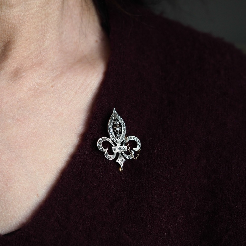 Antique French Fleur de Lys Diamond Brooch 18K Gold/Silver Setting c.1900 View X