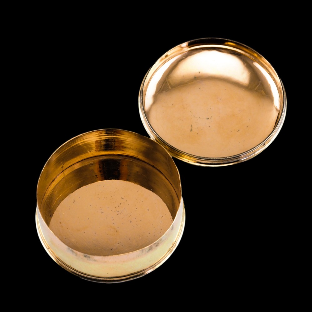 Antique Solid Silver Gilt Circular Tobacco Snuff Box - 18th Century View XIII