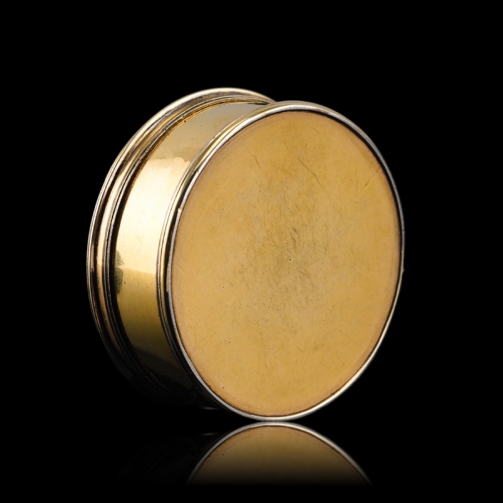Antique Solid Silver Gilt Circular Tobacco Snuff Box - 18th Century View XV