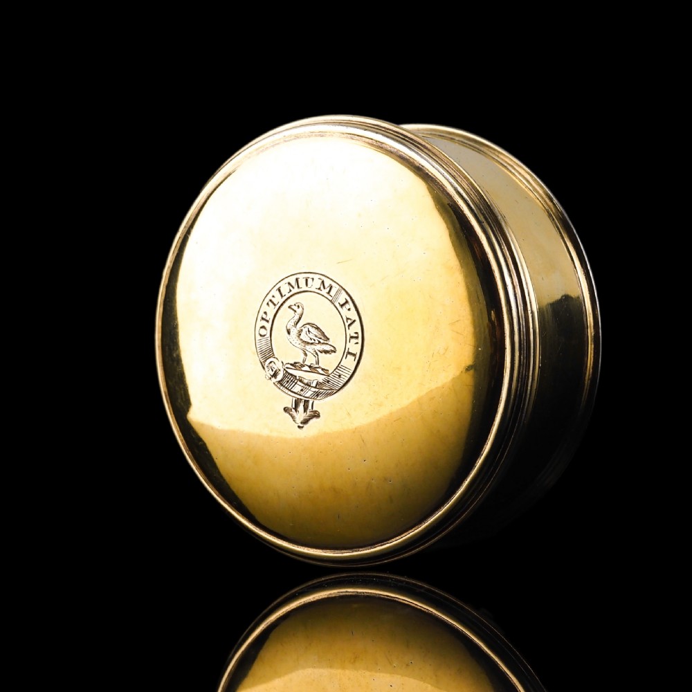 Antique Solid Silver Gilt Circular Tobacco Snuff Box - 18th Century View XVI