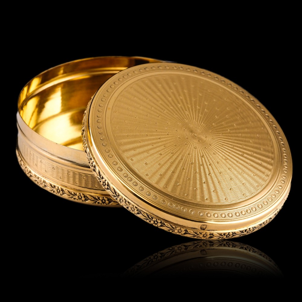 Antique French Solid Silver Gilt Vermeil Circular Box - c.1900 View III