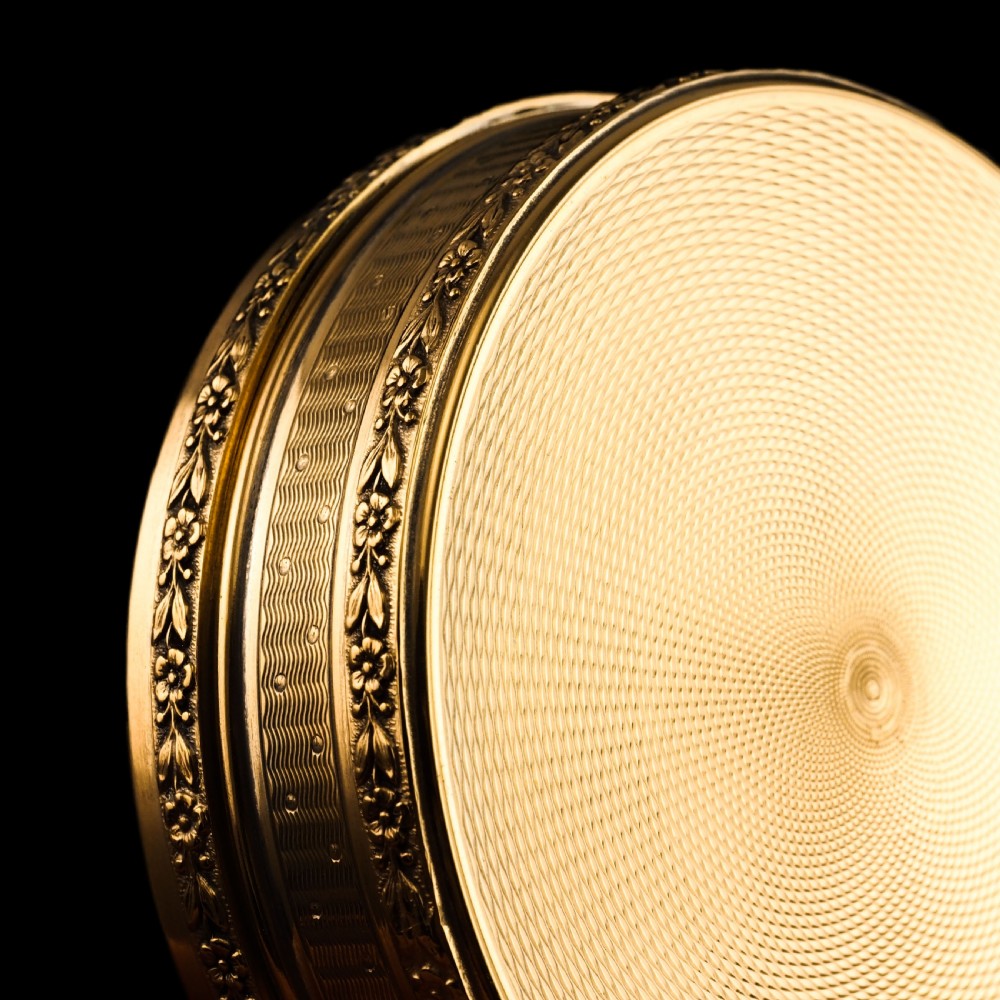 Antique French Solid Silver Gilt Vermeil Circular Box - c.1900 View XXI