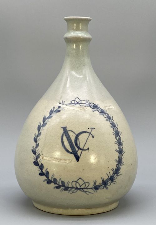 fig 4. LARGE, RARE c. 1740 JAPANESE EDO PERIOD (VOC) DUTCH EAST INDIA CO. BOTTLE JAR