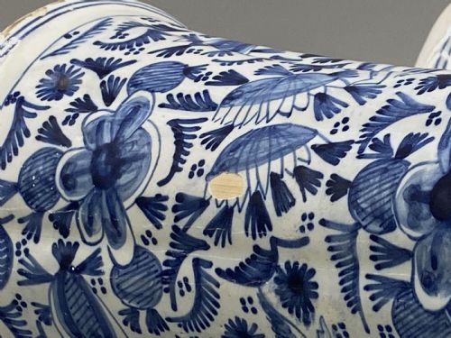 LARGE PAIR ANTIQUE CHINOISERIE BLUE AND WHITE DUTCH DELFT RIBBED BEAKER VASES - ADDITIONAL PHOTO 13