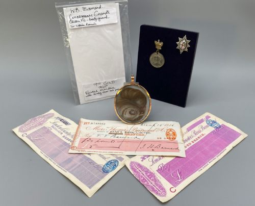 fig 5. RARE 9ct-GOLD PEARL SET GEORGIAN MILITARY PORTRAIT MINIATURE Sir William Barnard