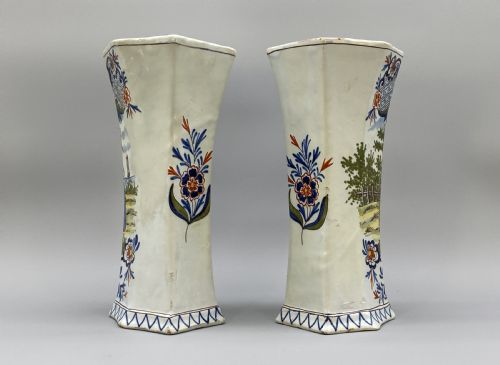 PAIR 18THCENTURY DUTCH DELFT POLYCHROME VASES 3 BELLS DRIE KLOKKEN FACTORY - ADDITIONAL PHOTO 5