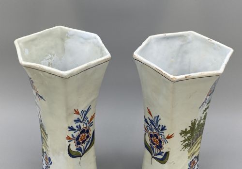 PAIR 18THCENTURY DUTCH DELFT POLYCHROME VASES 3 BELLS DRIE KLOKKEN FACTORY - ADDITIONAL PHOTO 7