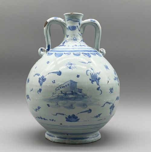 fig 5. Museum Quality 17th-Century Italian Savona Majolica Bottle Vase Blue and White