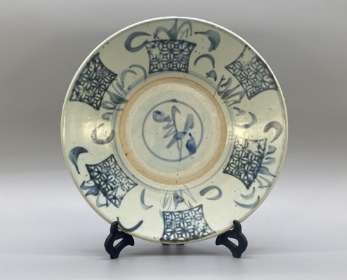 16THCENTURY CHINESE MING DYNASTY BLUE AND WHITE PORCELAIN SWATOW CHARGER BOWL PLATE - ADDITIONAL PHOTO 15