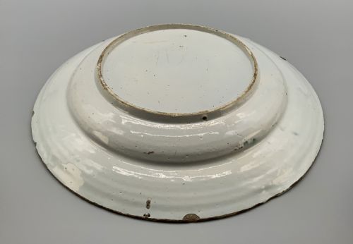 LARGE 18THC DUTCH POLYCHROME DELFT DELFTWARE GEOMETRIC FLORAL CHARGER PLATE - ADDITIONAL PHOTO 11