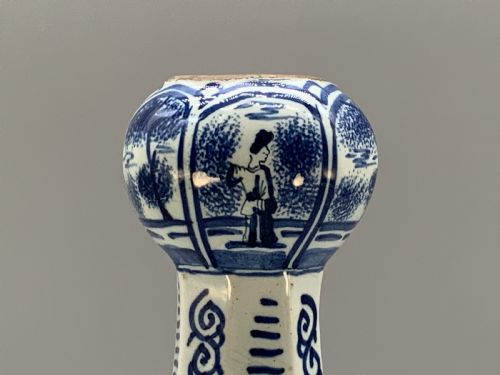 LARGE EXCEPTIONAL 17THCENTURY DUTCH DELFT CHINOISERIE BLUE WHITE FAIENCE VASE - ADDITIONAL PHOTO 5