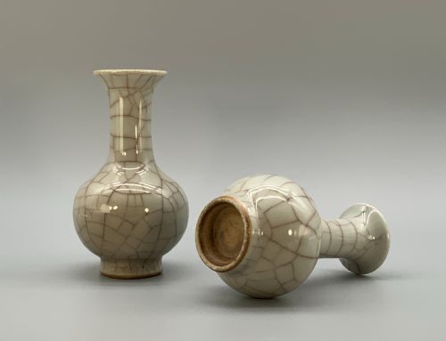 fig 2. Fine Pair 19th-Century Chinese Ge-Type Crackle Glaze Bottle Vases