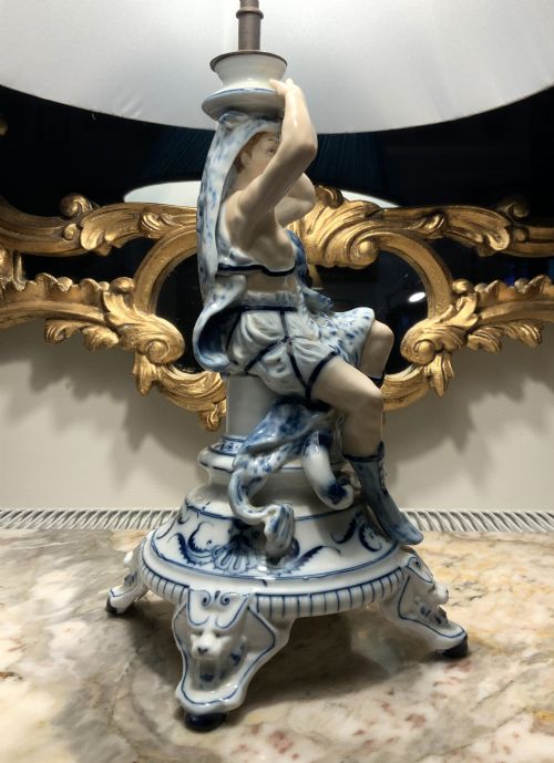 ARTDECO PORCELAIN TABLE LAMP BLUE AND WHITE EXCEPTIONALLY RARE EXAMPLE - ADDITIONAL PHOTO 7