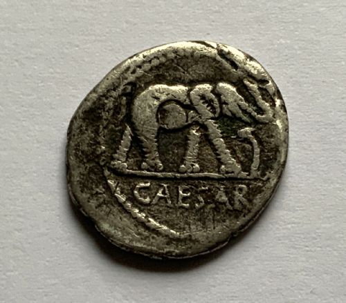 Julius Caesar 49-44 Bc Silver Denarius Roman Coin Fine 3.52g