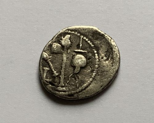 fig 2. Julius Caesar 49-44 BC Silver Denarius Roman Coin FINE 3.52g