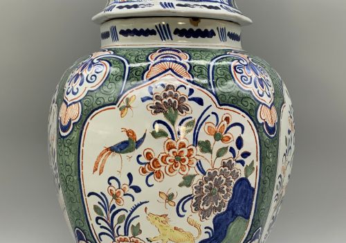 HUGE C 1800 DUTCH DELFT POLYCHROME PARROT AND LION VASE CHINOISERIE VASES - ADDITIONAL PHOTO 5