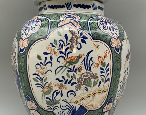 HUGE C 1800 DUTCH DELFT POLYCHROME PARROT AND LION VASE CHINOISERIE VASES - ADDITIONAL PHOTO 9