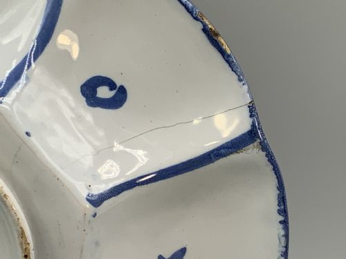 DELFT LOBED DISH BLUE AND WHITE CHINOISERIE 17THCENTURY KRAAK STYLE - ADDITIONAL PHOTO 13