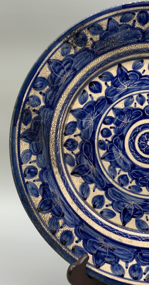LARGE MOORISH STYLE CHARGER PLATE CONTINENTAL ANTIQUE DELFT FAIENCE BLUE WHITE - ADDITIONAL PHOTO 6