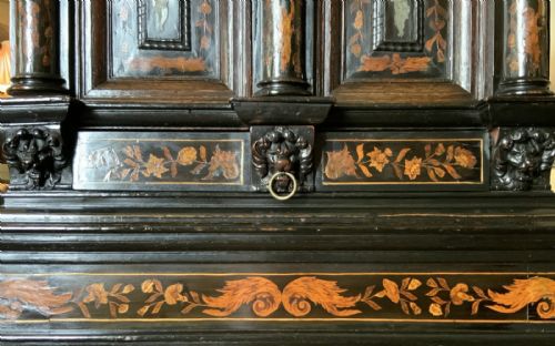 SUPERB 17THC DUTCH MARQUETRY CABINET ON STAND BAROQUE PERIOD WITH PEWTER INLAY - ADDITIONAL PHOTO 9