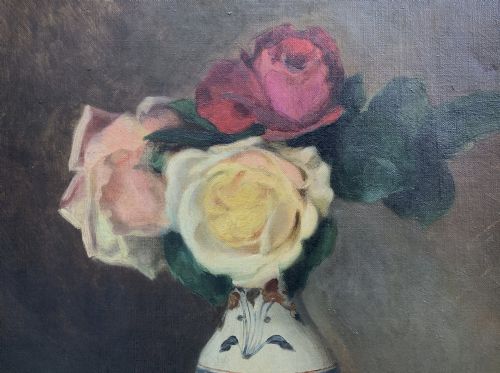fig 5. An early 20th-century French Impressionist oil painting depicting pink and yellow roses in a ceramic vase, housed within a moulded gold-gilded frame.