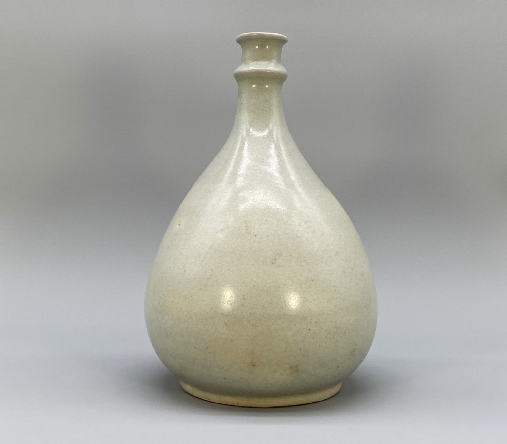 LARGE, RARE c. 1740 JAPANESE EDO PERIOD (VOC) DUTCH EAST INDIA CO. BOTTLE JAR View III