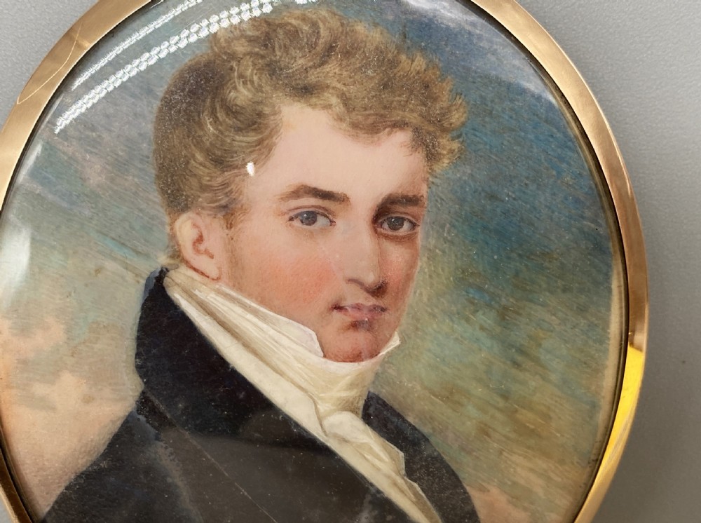 RARE 9ct-GOLD PEARL SET GEORGIAN MILITARY PORTRAIT MINIATURE Sir William Barnard View X