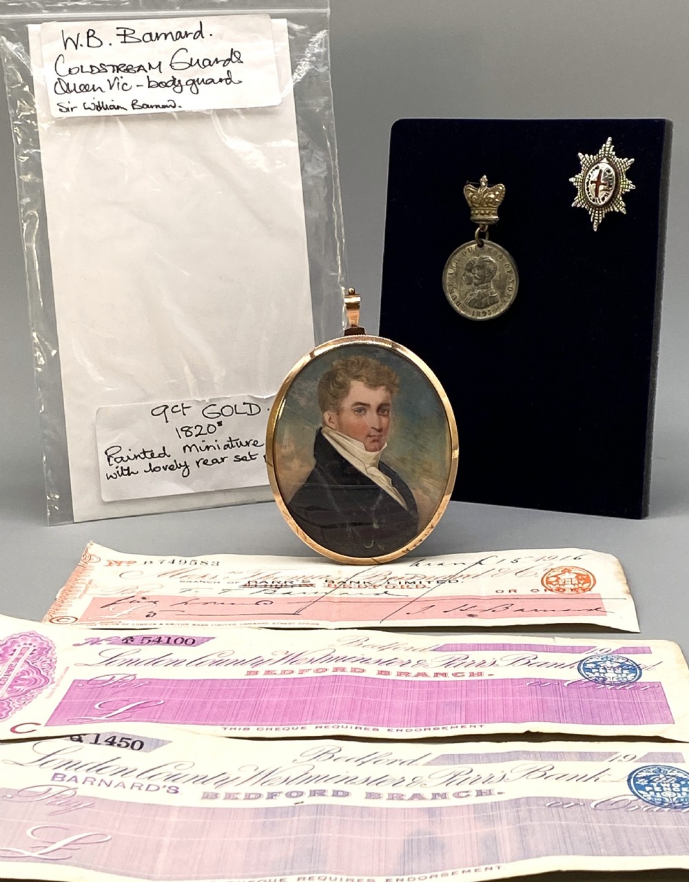 RARE 9ct-GOLD PEARL SET GEORGIAN MILITARY PORTRAIT MINIATURE Sir William Barnard View XVI
